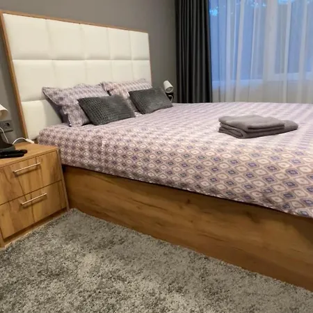 Cityapartment Apartment *